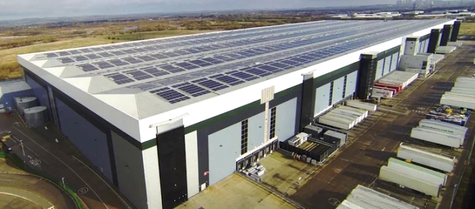 Britain's largest single solar rooftop at the East Midlands distribution centre of Marks & Spencer (Image by M&S)