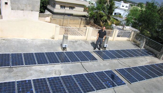 Many new projects of rooftop solar are expected. (Photo by FJL)
