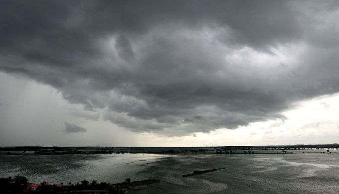Rain-bearing clouds thinning out over India