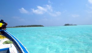 The calm water of the lagoons in Lakshadweep despite a turbulent sea is because the encircling coral reefs smoothen high ocean waves, allowing marine life to flourish within the lagoon and protecting the islands (Photo by Soumya Sarkar)