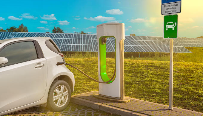 Use renewable sources to charge electric vehicles in India